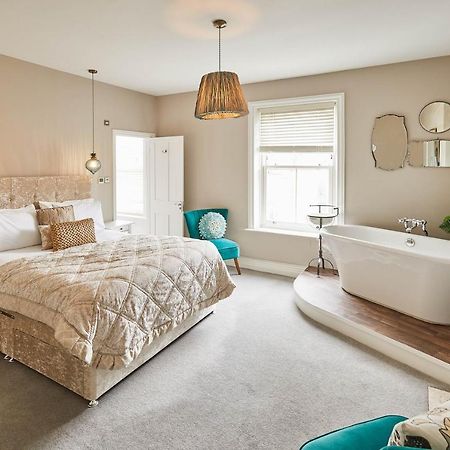 Host & Stay - One Mulgrave Place ويتبي المظهر الخارجي الصورة